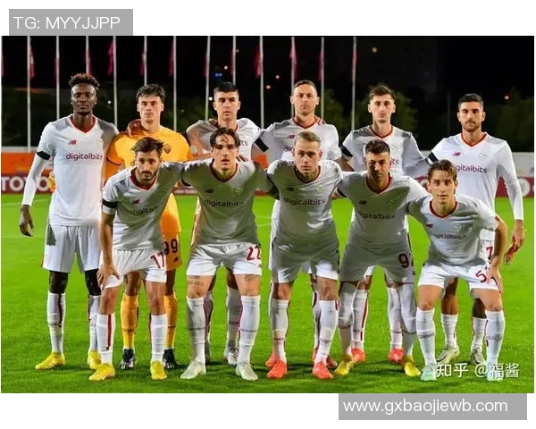 足球明星们齐聚默哀致敬瞬间高清图片展现情感与团结 足球明星们齐聚默哀致敬瞬间高清图片展现情感与团结