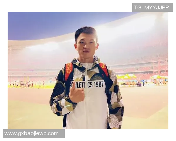 李军的排球人生:从赛场到人生的启示与反思 李军的排球人生:从赛场到人生的启示与反思