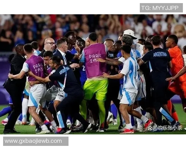 赛后分析:西安足球队与北京足球队的精彩对决与战术反思 赛后分析:西安足球队与北京足球队的精彩对决与战术反思