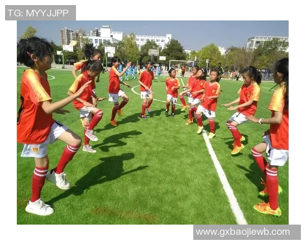 高清足球明星花球图片欣赏领略球场上的风采与魅力