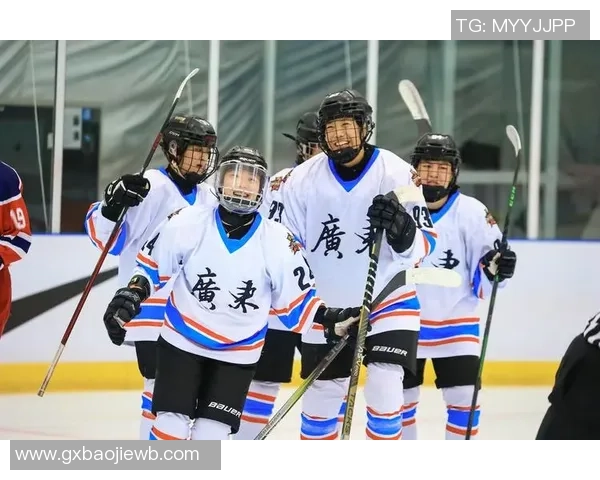 深圳排球队团队协作的独特优势与其他球队的深度对比分析 深圳排球队团队协作的独特优势与其他球队的深度对比分析